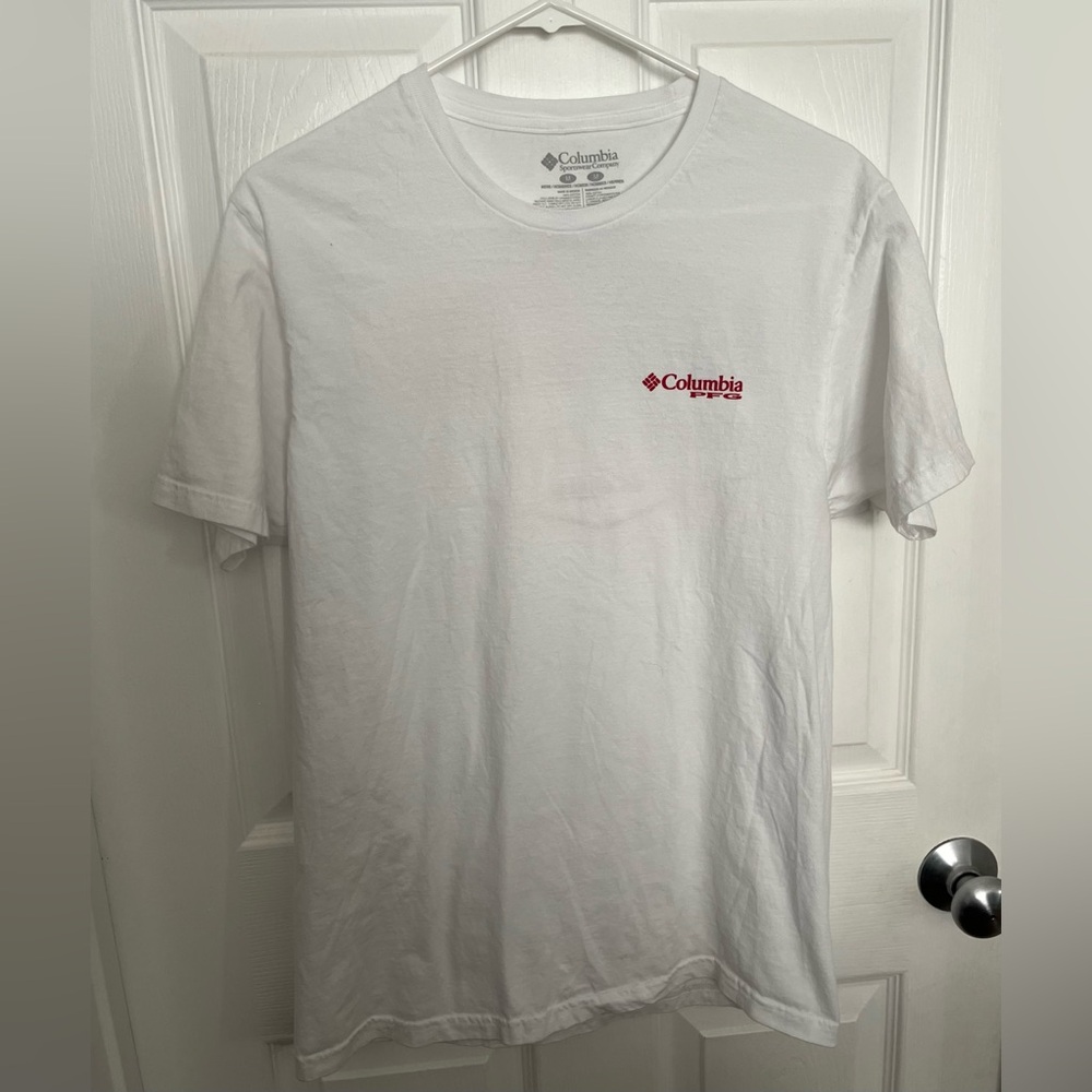 Columbia Men’s T-Shirt, Size medium